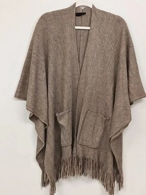 Steve Madden Soft Knit Shawl Wrap Fringe Pocket Brown Poncho Sweater One Size